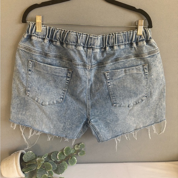 Denim Blue Women's Shorts - Picture 2 of 7